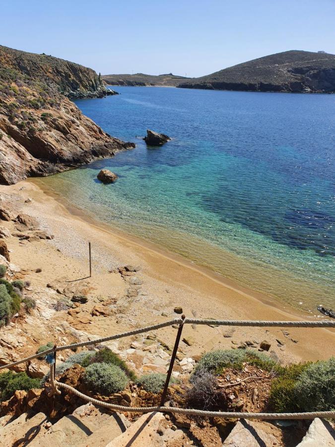 Holiday home μπαλκονι στο αιγαιο *